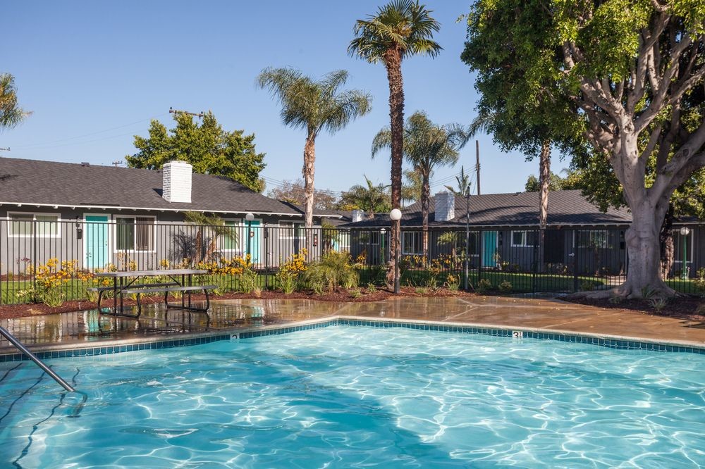 Washington Place Apartments - 1311 Washington Pl Santa Ana, CA ...