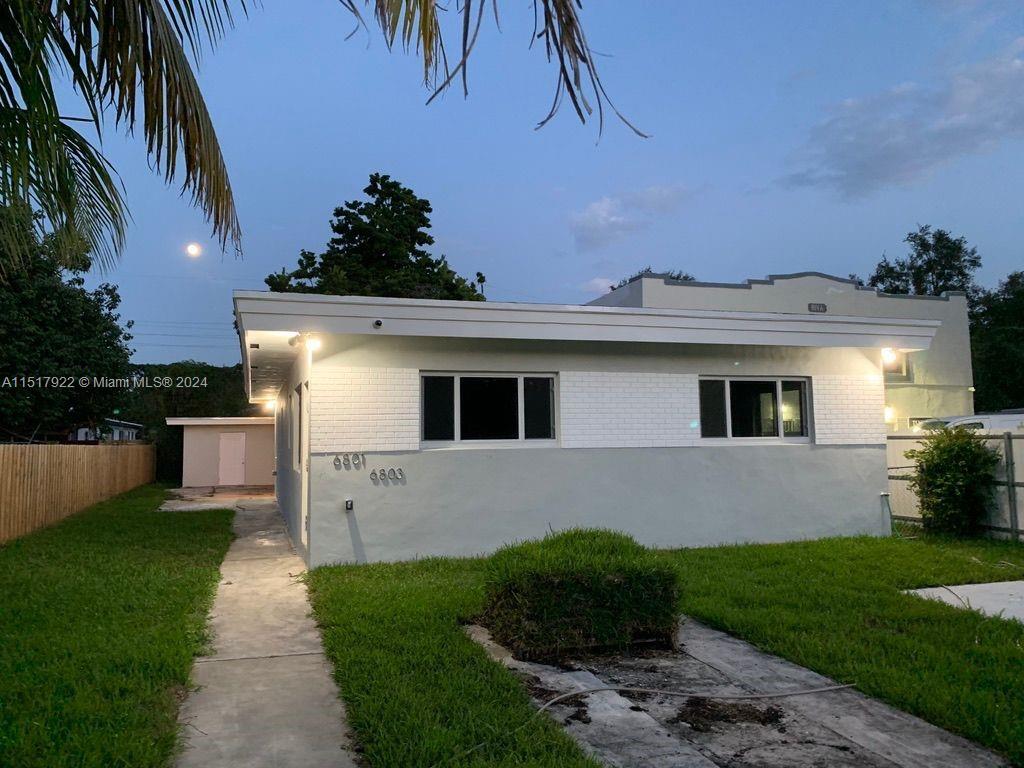 Foto principal - 6801 NW 2nd Ct