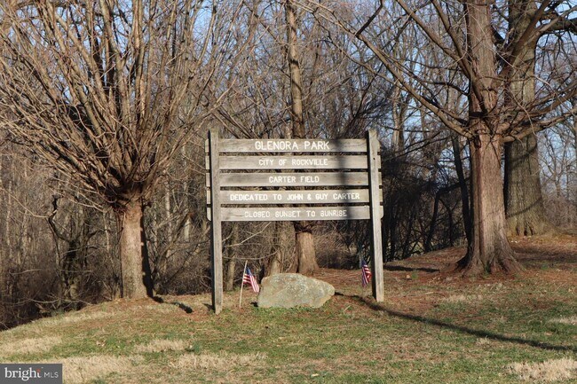 Foto del edificio - 2467 McCormick Rd