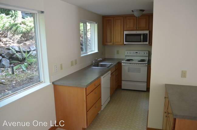 Building Photo - 1716 N 38th St