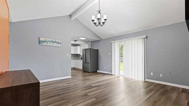 Building Photo - 12402 River Trail Dr