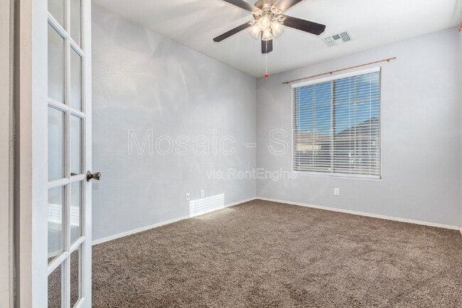 Building Photo - 3018 S 102nd Ln