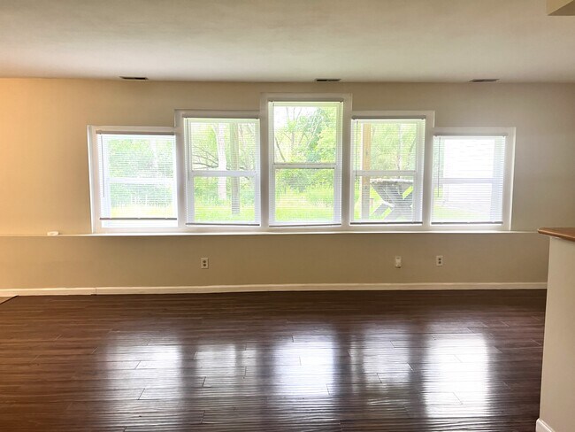 Foto del edificio - 1481 Slaterville Rd