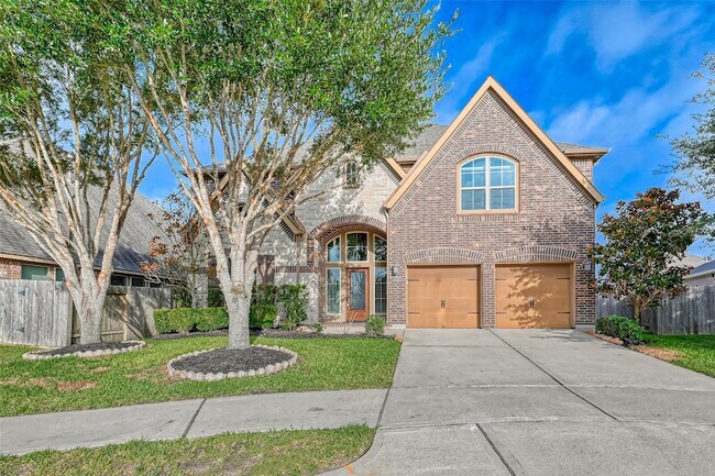 Foto del edificio - 4006 Misty Waters Ln