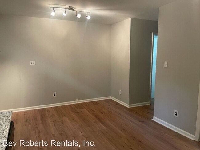 Building Photo - 2 br, 2.5 bath House - 110 Greengate Court