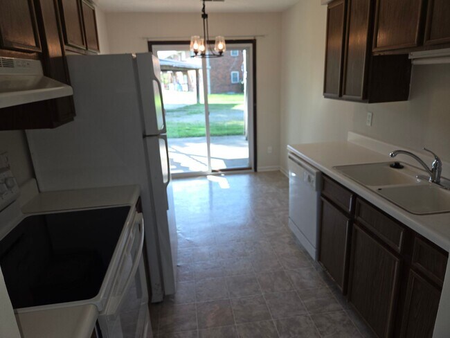 Foto del edificio - 306 W Southampton Dr
