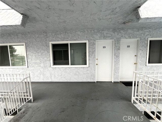 Building Photo - 12926 Doty Ave