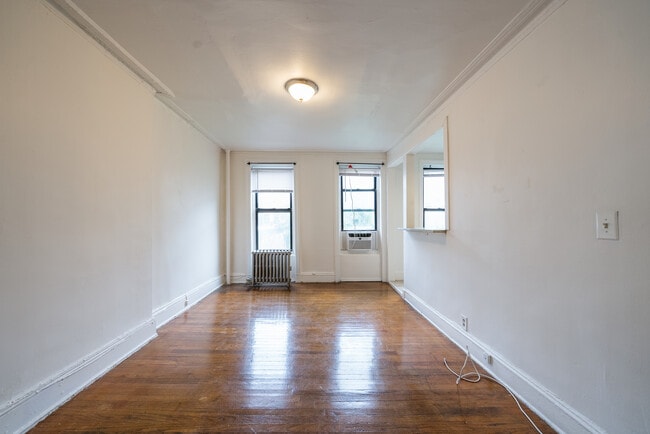 Building Photo - 109 Luquer St