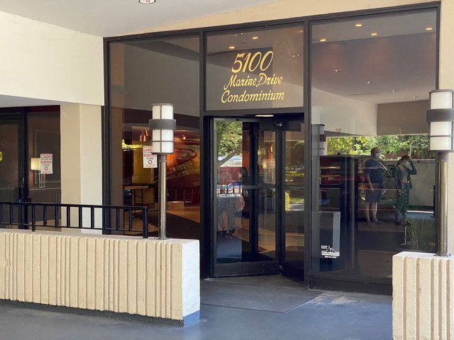 Foto principal - 5100 N Marine Dr