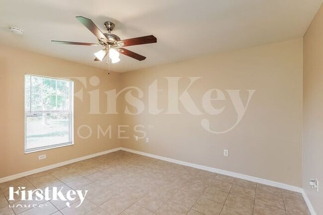 Building Photo - 532 Kismet Pkwy W