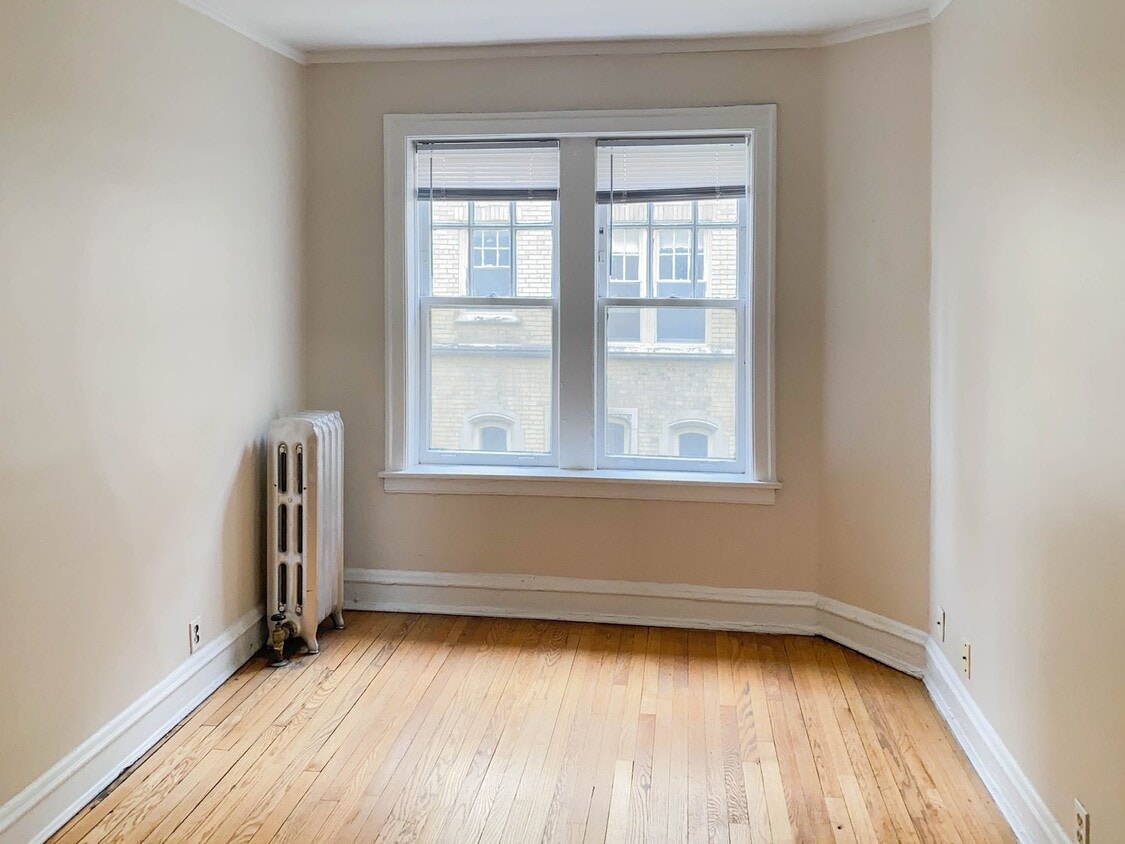 Foto principal - 1620 W Sunnyside Ave