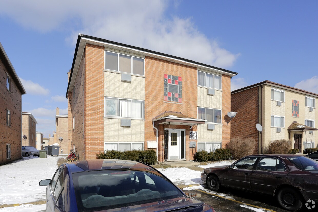 Primary Photo - 9212 Sally Ln