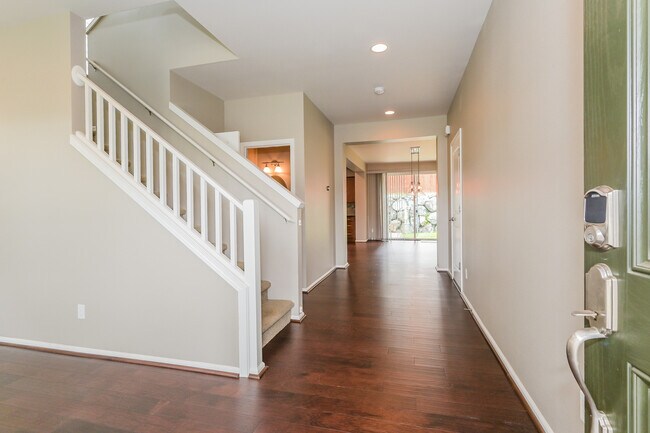 Building Photo - 32226 50th Ct S