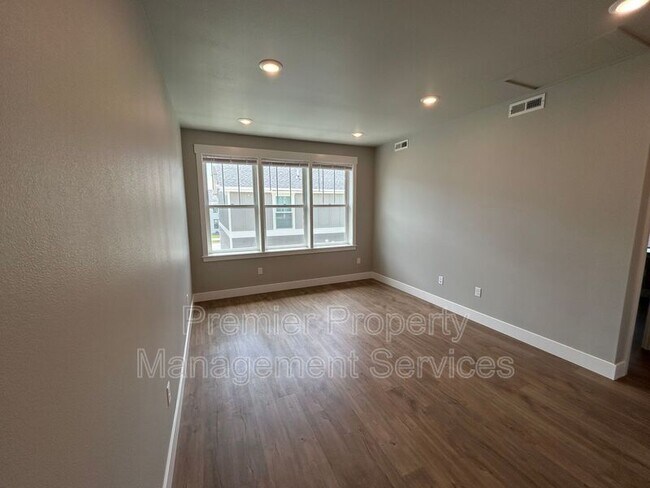 Foto del edificio - 6041 Elysian Rd