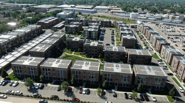 Foto del edificio - 2114 N Nashville Ave