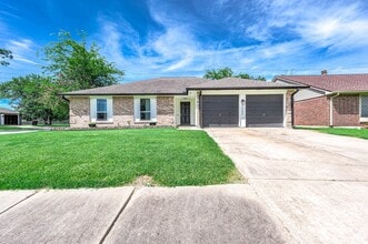 Building Photo - 7003 Buchanan Dr
