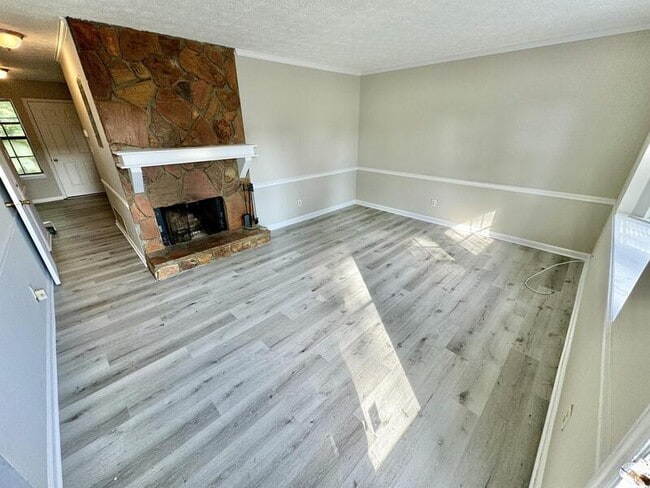 Building Photo - 8267 Canyon Forge Dr