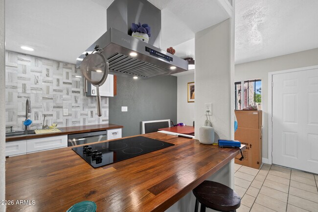 Foto del edificio - 5430 W Culver St