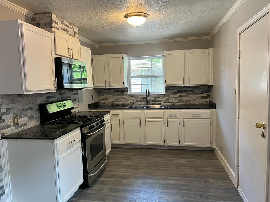 Foto principal - 1203 Avenue G
