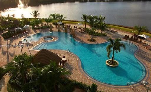 Foto del edificio - 2641 N Flamingo Rd