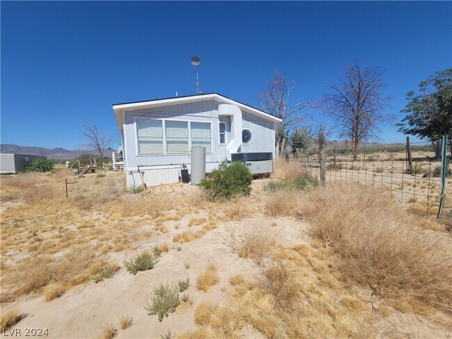 Building Photo - 3021 Borax Ave