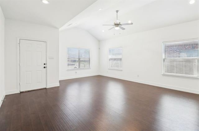 Foto del edificio - 2325 Doty Ln