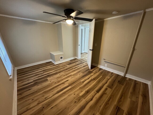 Foto del edificio - 407 W 16th Ave
