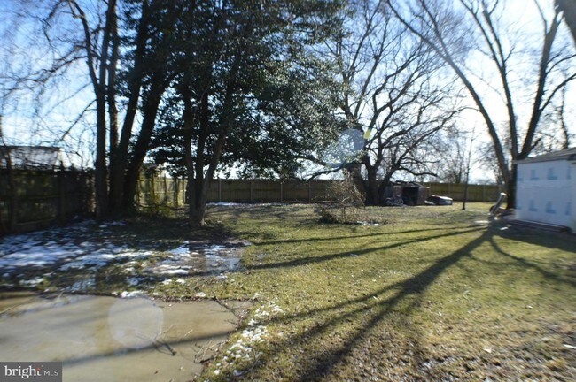 Building Photo - 7403 Brightside Ave