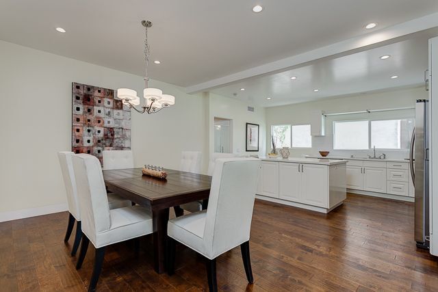 Foto del edificio - 831 S Curson Ave