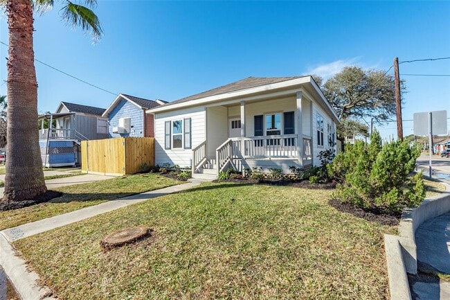 Building Photo - 4302 Avenue R 1/2