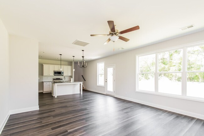 Foto del edificio - 420 Blue Robin Ln