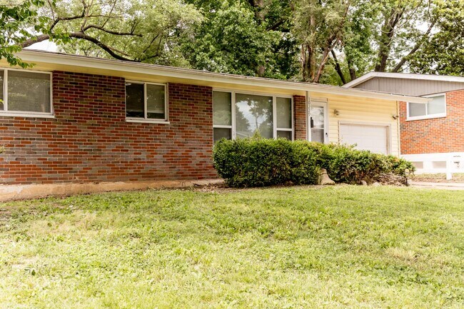 Foto del edificio - 10229 Edgefield Dr
