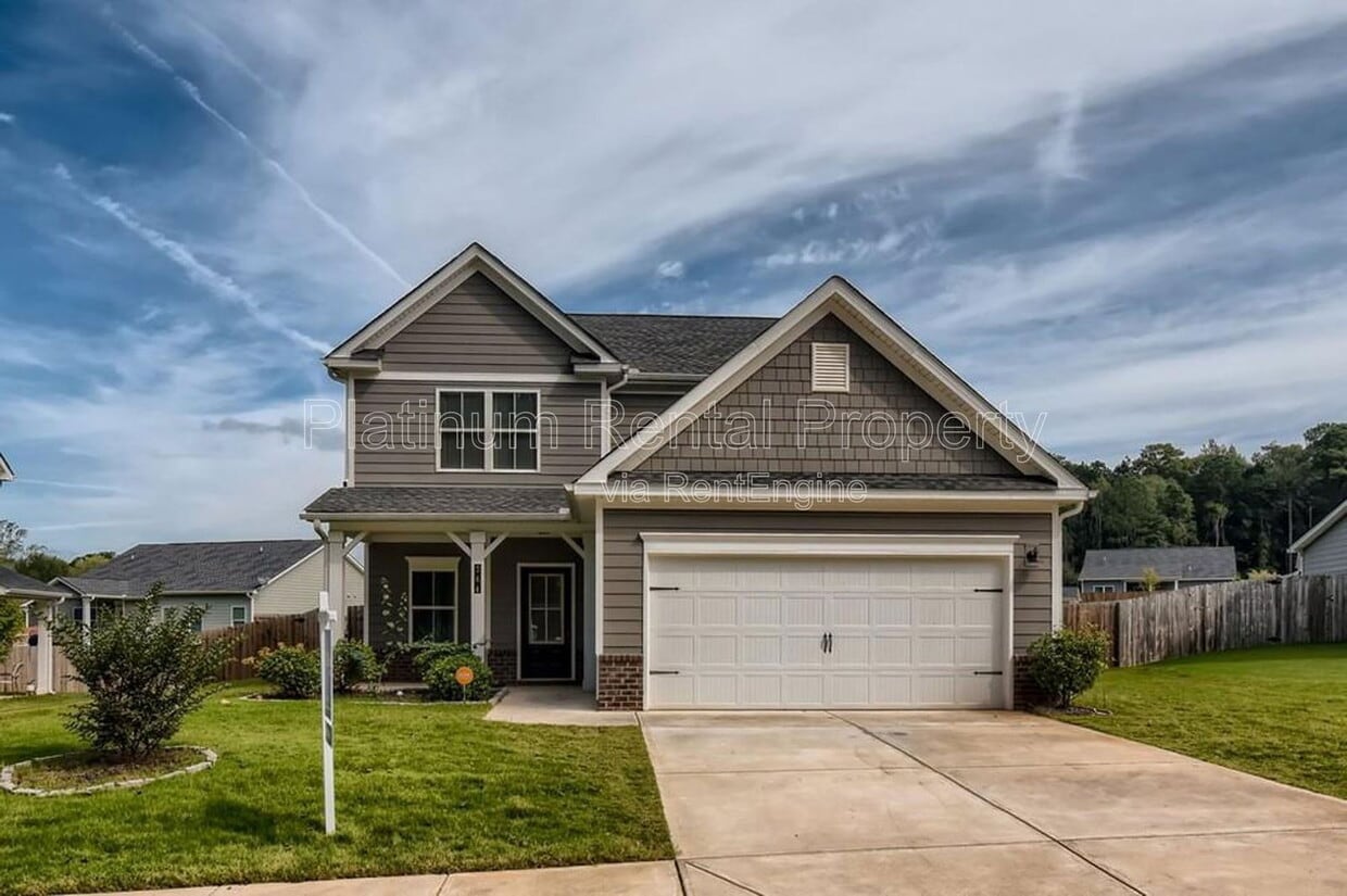 Photo - 244 Stonecreek Bnd