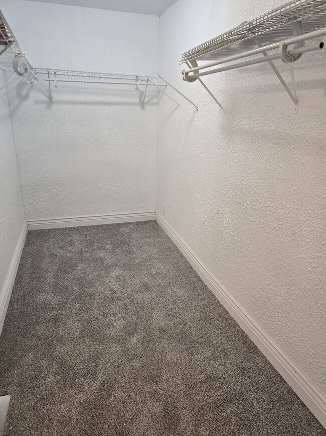 Foto del edificio - 2 Bedroom 1 Bath $1150.00