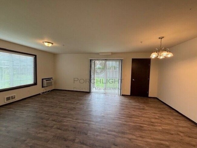Foto del edificio - 2041 Andress Ln