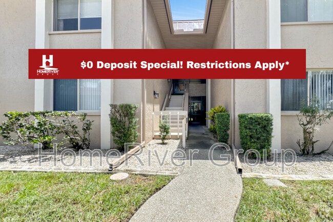 Building Photo - 1731 Golf Club Dr
