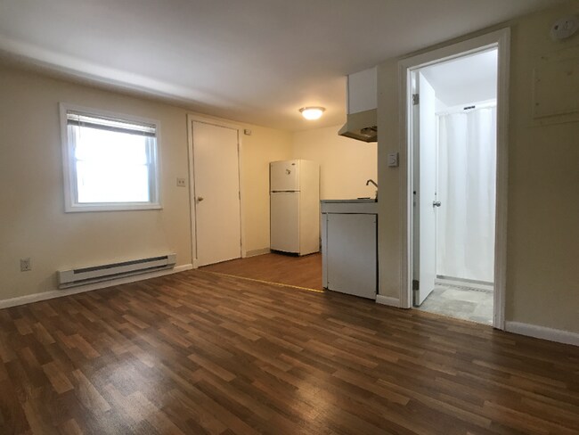 Building Photo - 1261 NY-7