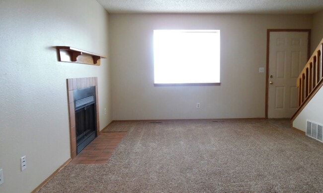 Building Photo - 1341 Soaring Eagle Dr