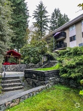 Building Photo - 989 Lytton St