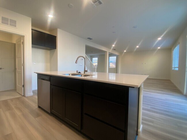 Building Photo - BRAND NEW, LARGE 5 BED, 3 BATH HOME, 2 CAR...
