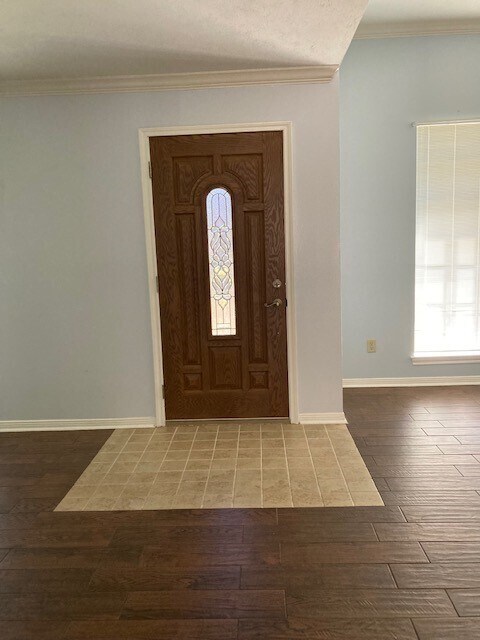 Building Photo - 9911 Sagegreen Dr