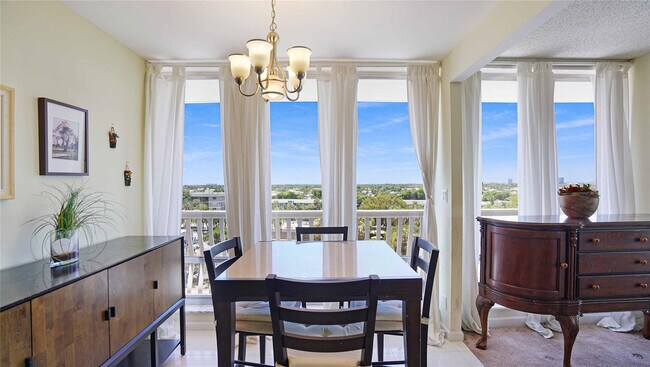 Building Photo - 4020 Galt Ocean Dr