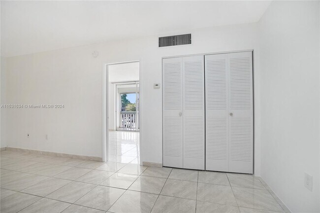Foto del edificio - 1475 NE 125th Ter
