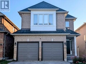 Building Photo - 460 Menczel Crescent