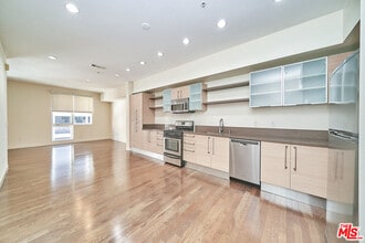 Building Photo - 1234 Wilshire Blvd