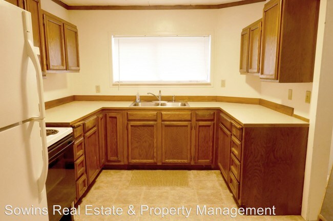 Building Photo - 450 Commercial St