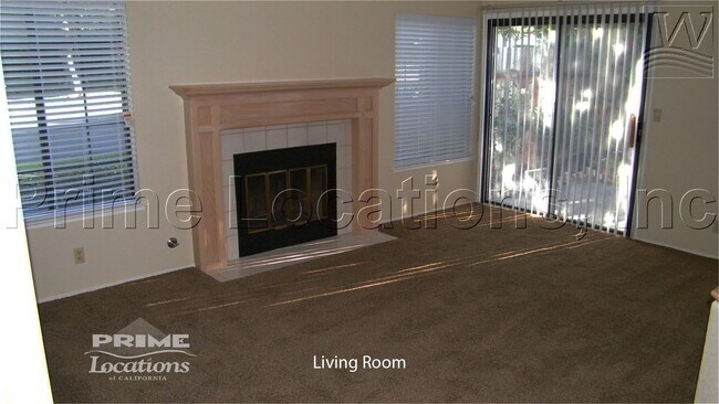 Foto del edificio - A Welllington gated Community home