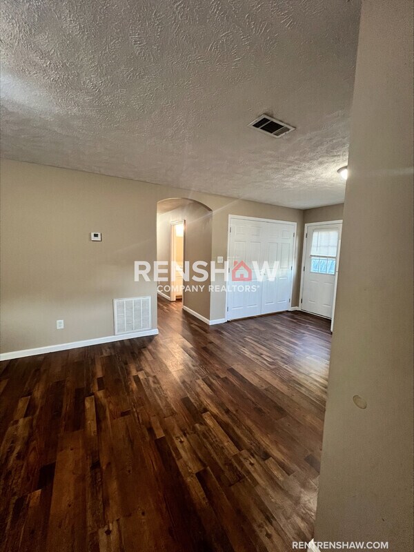 Foto del edificio - 1912 Lynn St