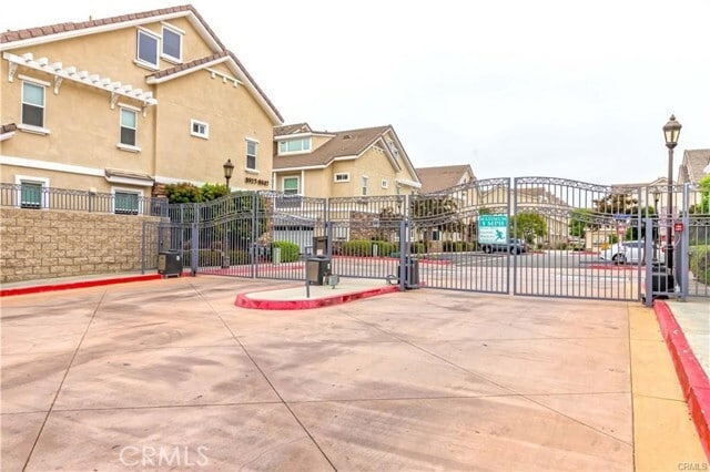Building Photo - 8970 Diamond Ct
