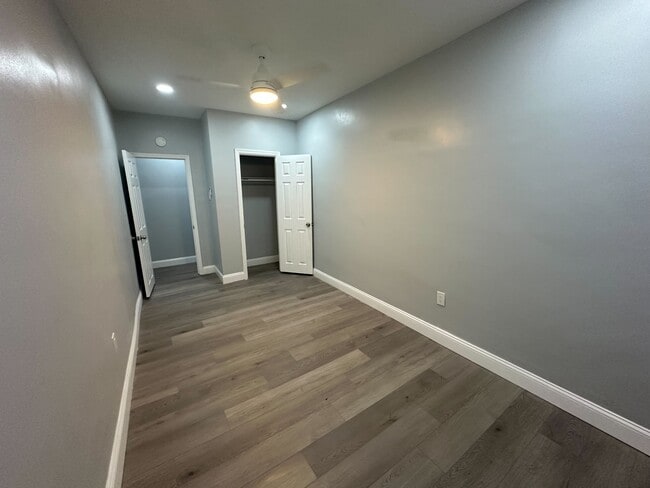 Foto del edificio - 1828 W Eleanor St